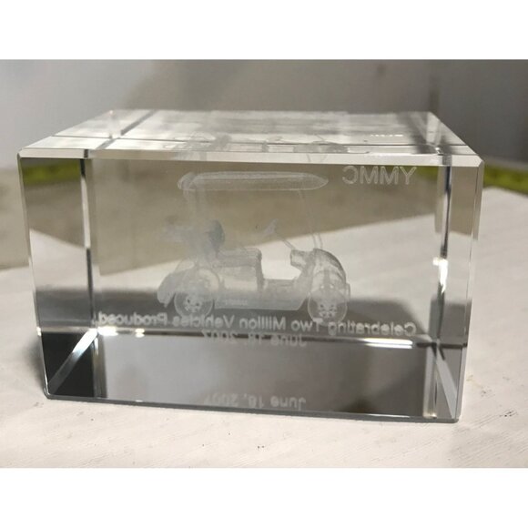 Yamaha Paperweight Golf Cart Commemorative Crystal Block 3D Laser Orig Box - Picture 7 of 10
